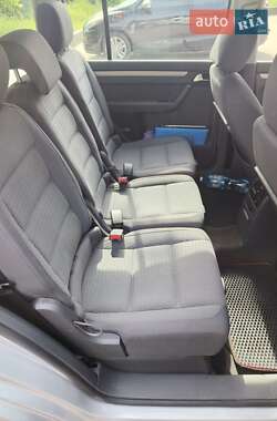 Минивэн Volkswagen Touran 2006 в 