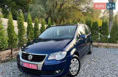 Минивэн Volkswagen Touran 2007 в 