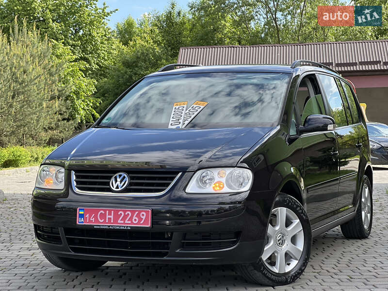 Мінівен Volkswagen Touran 2006 в Івано-Франківську