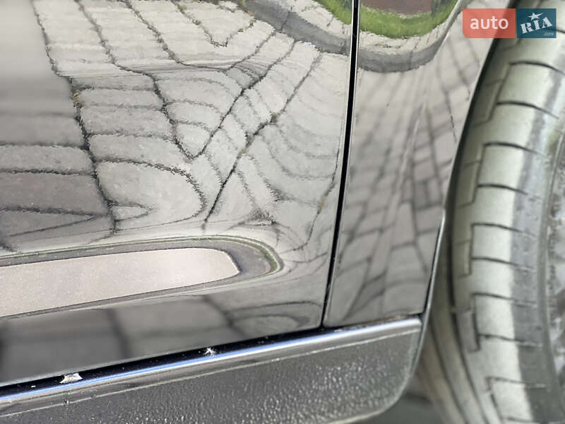 Мінівен Volkswagen Touran 2006 в Івано-Франківську