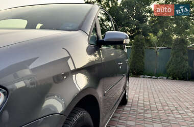 Мінівен Volkswagen Touran 2008 в 