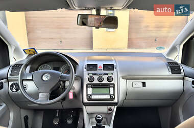 Мінівен Volkswagen Touran 2008 в 