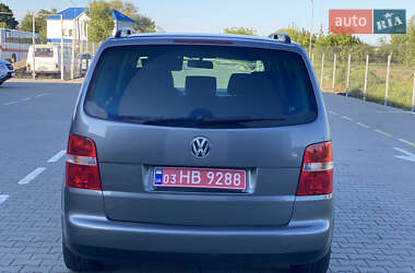 Минивэн Volkswagen Touran 2006 в 