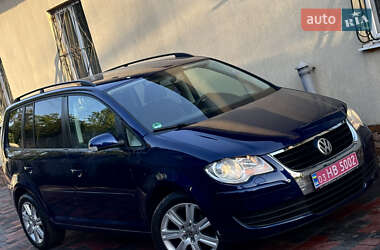 Минивэн Volkswagen Touran 2008 в Днепре