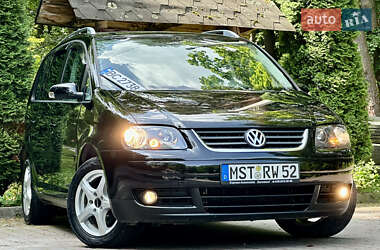 Минивэн Volkswagen Touran 2004 в Дрогобыче