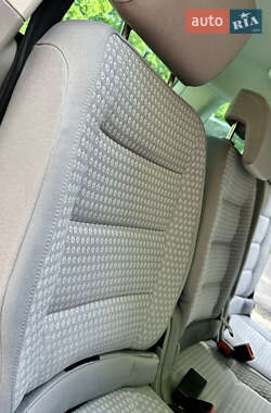 Минивэн Volkswagen Touran 2004 в 