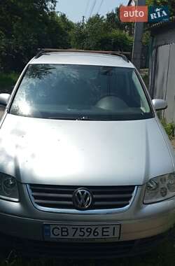 Мінівен Volkswagen Touran 2006 в Чернігові