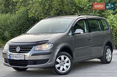 Минивэн Volkswagen Touran 2008 в Хмельницком