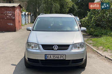 Минивэн Volkswagen Touran 2005 в Киеве