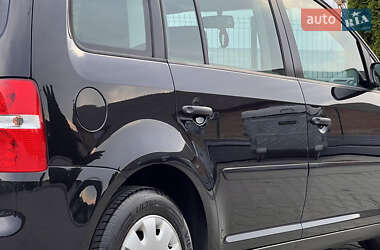 Минивэн Volkswagen Touran 2005 в 