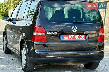 Минивэн Volkswagen Touran 2005 в 