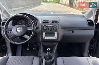 Минивэн Volkswagen Touran 2005 в 
