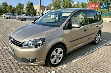 Мінівен Volkswagen Touran 2012 в Києві