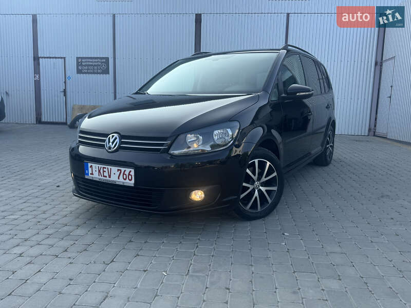 Минивэн Volkswagen Touran 2014 в 