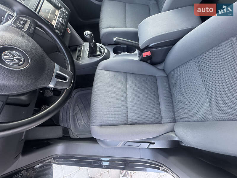 Минивэн Volkswagen Touran 2014 в Коломые
