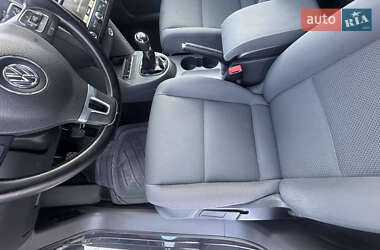 Минивэн Volkswagen Touran 2014 в 