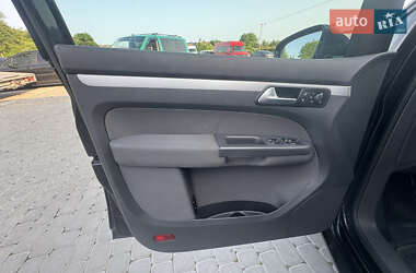 Минивэн Volkswagen Touran 2014 в 