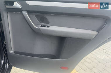 Минивэн Volkswagen Touran 2014 в 