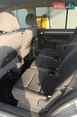 Минивэн Volkswagen Touran 2010 в 