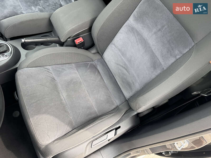 Минивэн Volkswagen Touran 2011 в Белой Церкви