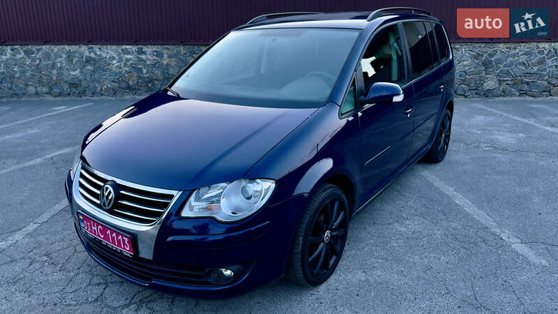 Минивэн Volkswagen Touran 2008 в Шепетовке