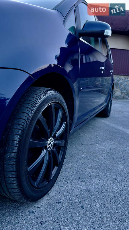 Минивэн Volkswagen Touran 2008 в Шепетовке