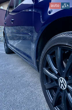 Минивэн Volkswagen Touran 2008 в 