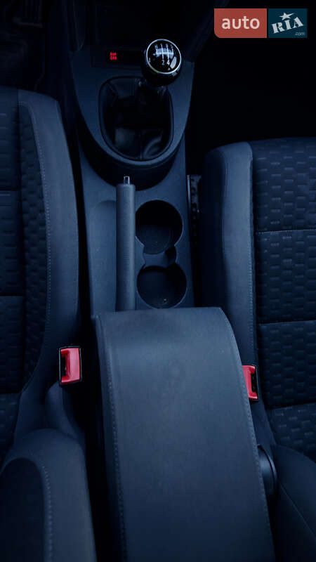Минивэн Volkswagen Touran 2008 в Шепетовке