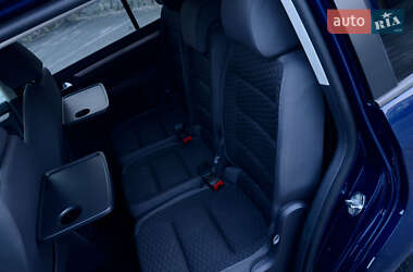 Минивэн Volkswagen Touran 2008 в 