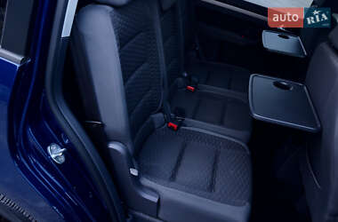 Минивэн Volkswagen Touran 2008 в 