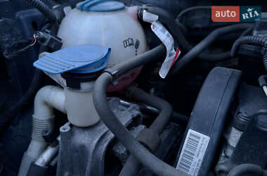 Минивэн Volkswagen Touran 2008 в 