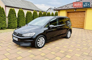 Мікровен Volkswagen Touran 2016 в Чернівцях
