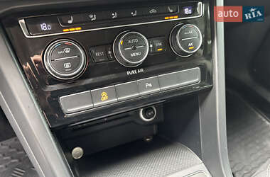 Микровэн Volkswagen Touran 2016 в 