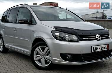 Мінівен Volkswagen Touran 2013 в Чернівцях