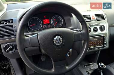 Минивэн Volkswagen Touran 2009 в 