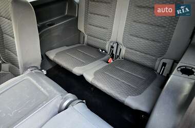 Минивэн Volkswagen Touran 2009 в 