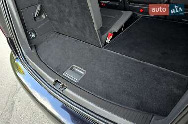 Минивэн Volkswagen Touran 2009 в 