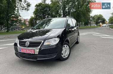 Минивэн Volkswagen Touran 2008 в 