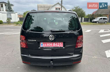Минивэн Volkswagen Touran 2008 в 