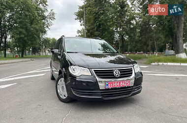 Минивэн Volkswagen Touran 2008 в 