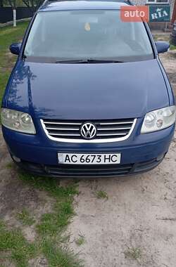 Мінівен Volkswagen Touran 2004 в Старій Вижівці