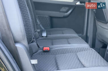 Минивэн Volkswagen Touran 2007 в 