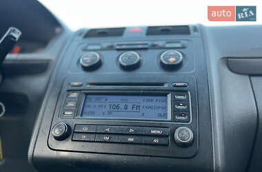 Минивэн Volkswagen Touran 2005 в 