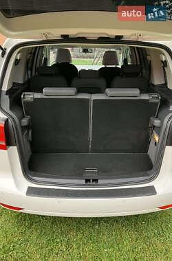Минивэн Volkswagen Touran 2012 в 