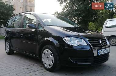 Минивэн Volkswagen Touran 2009 в Тернополе