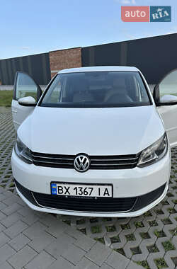 Минивэн Volkswagen Touran 2014 в 