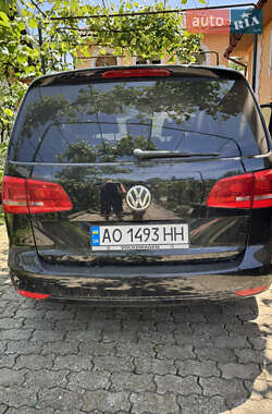 Минивэн Volkswagen Touran 2010 в 