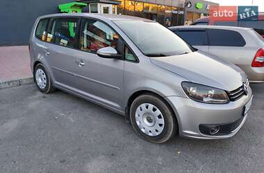 Минивэн Volkswagen Touran 2011 в 