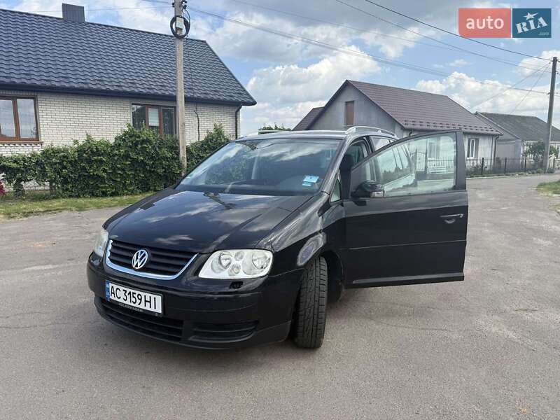 Volkswagen Touran 2004