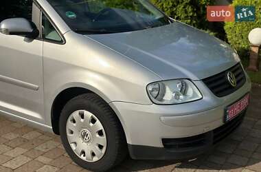 Минивэн Volkswagen Touran 2006 в 
